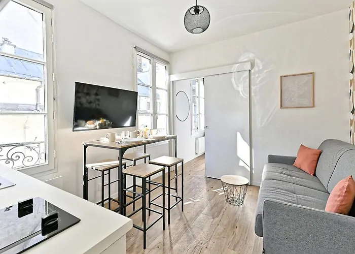 Convenient Near Gare De Lyon *