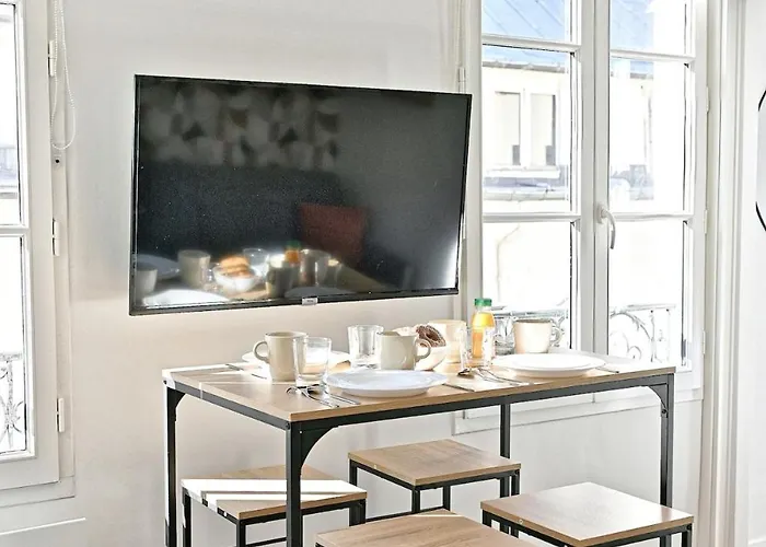 Convenient Near Gare De Lyon